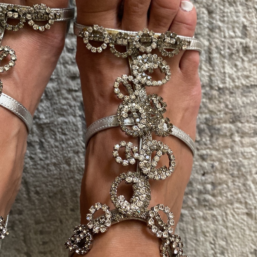 Stuart Weitzman Brillag Swarovski Jewel T Strap Evening Sandals - Picture 7 of 11